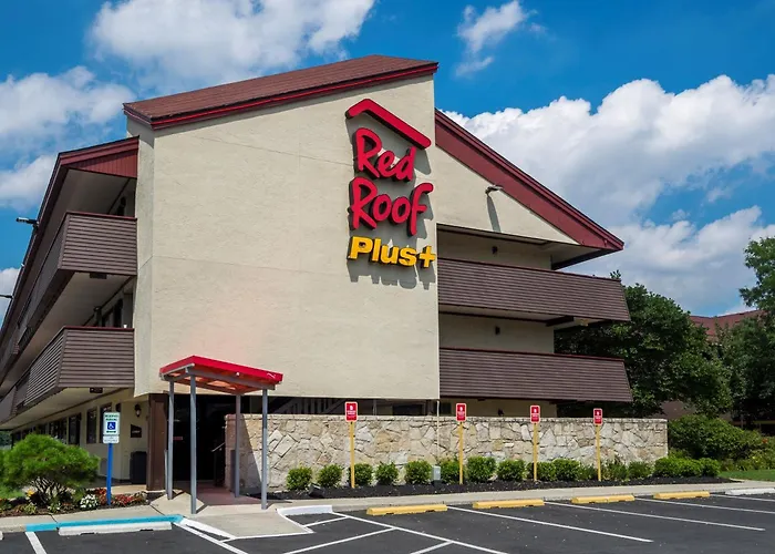 Pet Friendly hotel: Red Roof Inn Plus+ Secaucus - Meadowlands